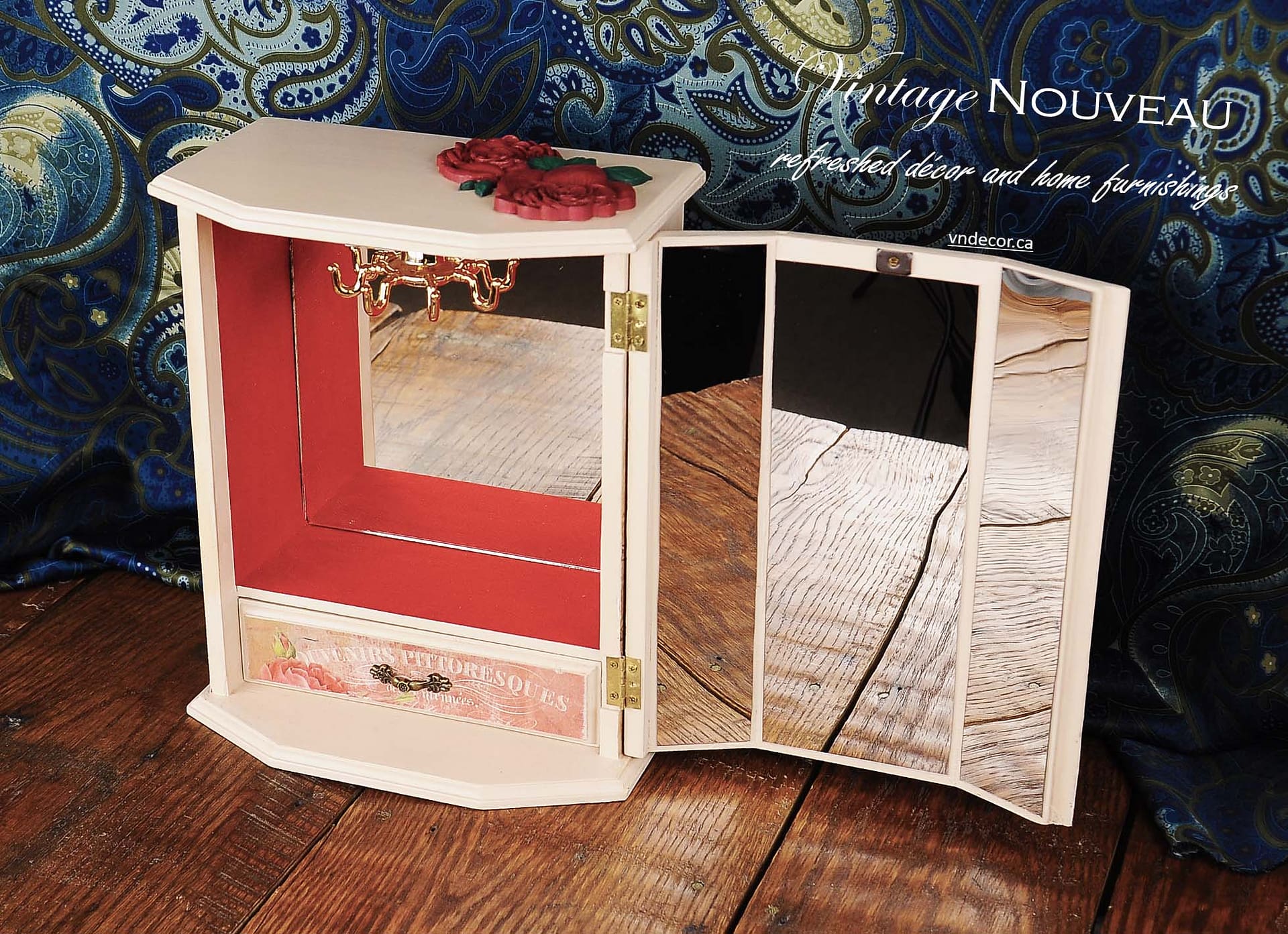 Alice in Wonderland Vintage Jewelry Box Vintage Nouveau